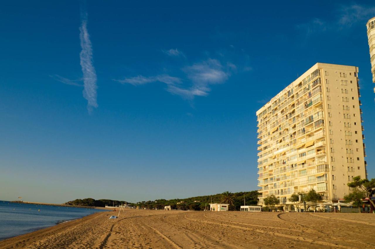 Banana Beach Boutique Studio Платья-де-Аро Экстерьер фото